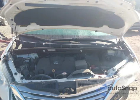 2017 Toyota Sienna Xle/Limited z USA, uszkodzony, nr VIN 5TDDZ3DC6HS167193